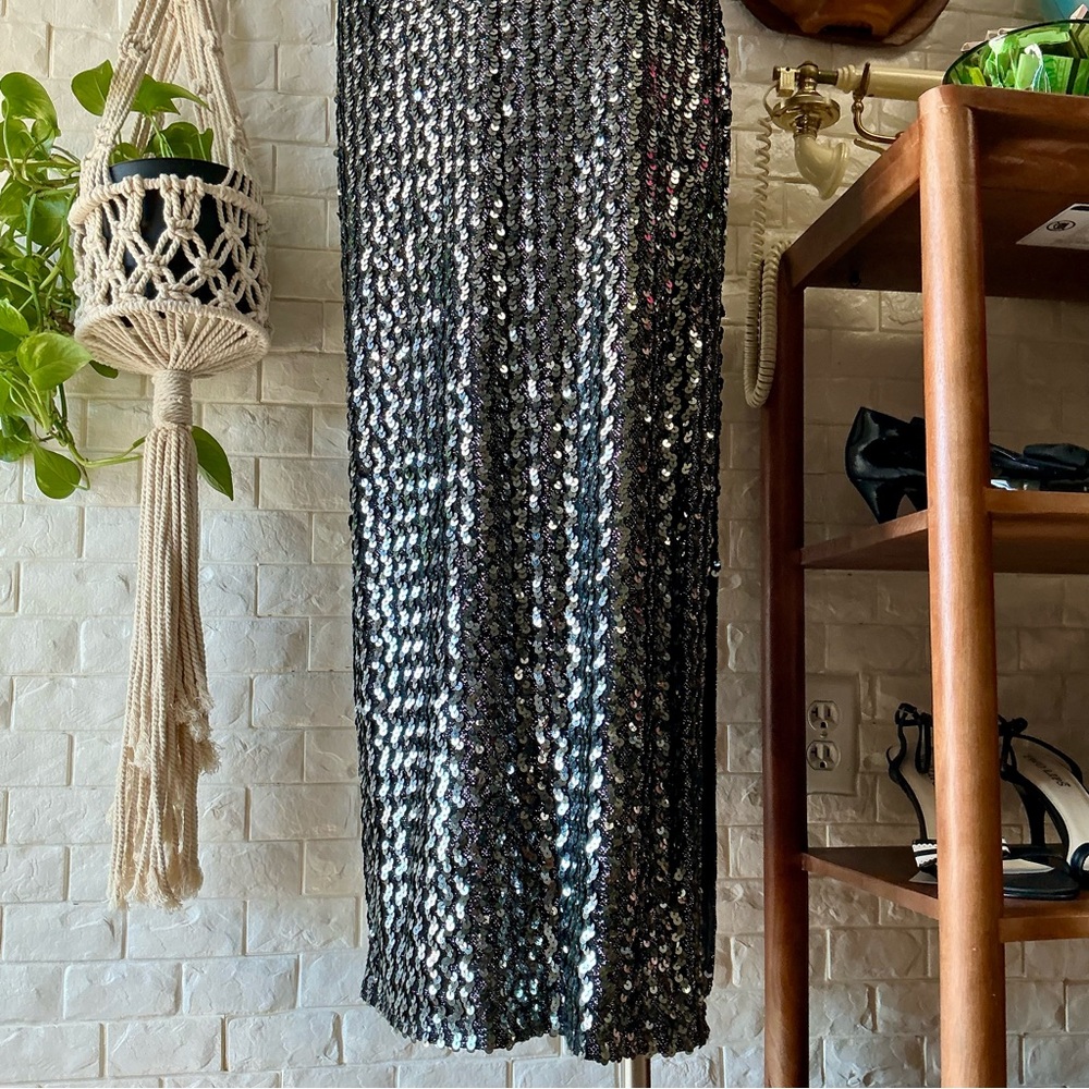 Vintage 1990s Climax by David Howard Body Contour Sequin Sleeveless Gown - Picture 8 of 15